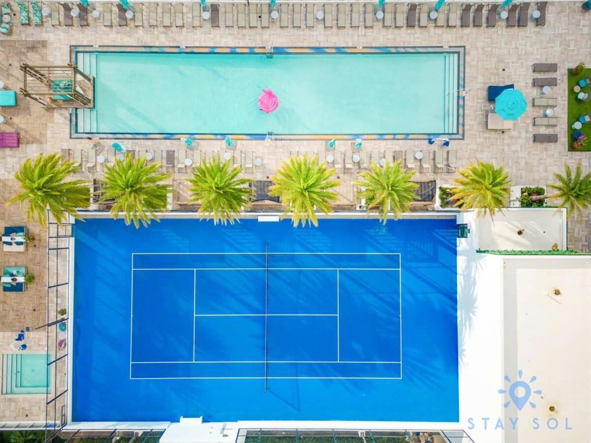 할리우드 Wrap Around Balcony - Insane Views - Amazing Pools 아파트 외부 사진